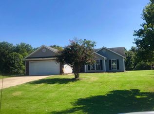 1348 Biedermeier Rd, Winder, GA 30680