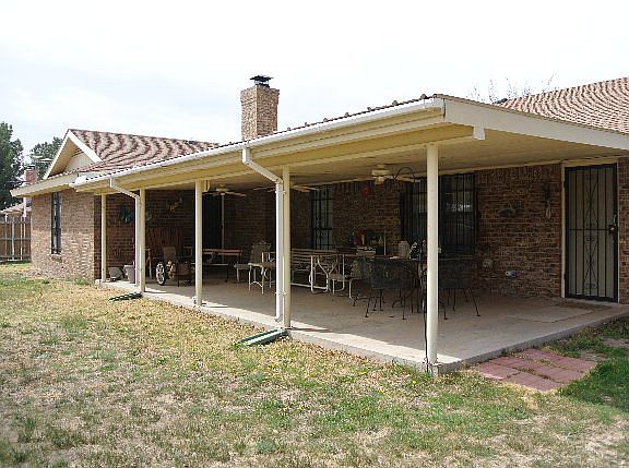 4th image of 2340 N Marvin Ave