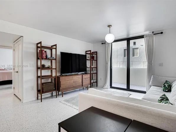 1621 Collins Ave APT 504, Miami Beach, FL 33139