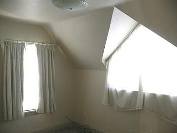 4th image of 3823 To 3823 G St