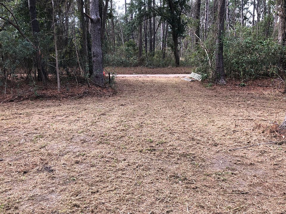2nd image of 17 Tropicana Rd