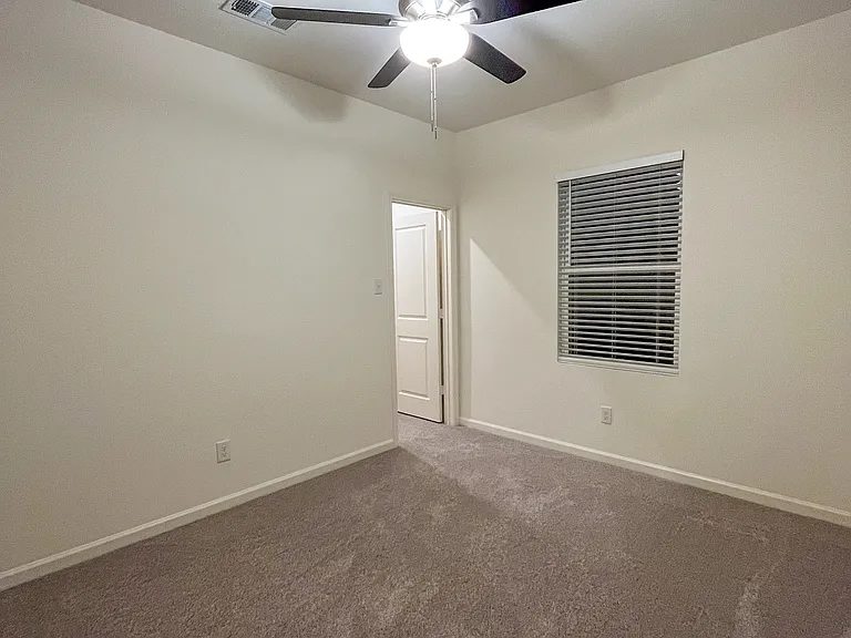 4407 Silverweed Ln — Photo 27