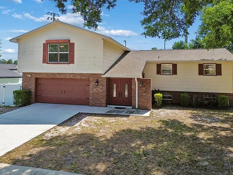2620 Giant Pl — Photo 1