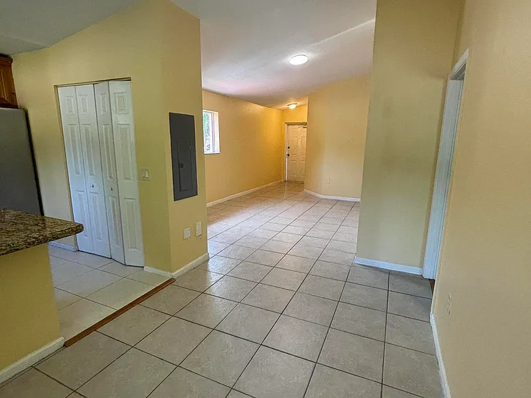 3512 Briar Bay Blvd #206 — Photo 4