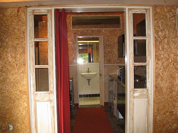 5th image of 529 E Craig Pl #2