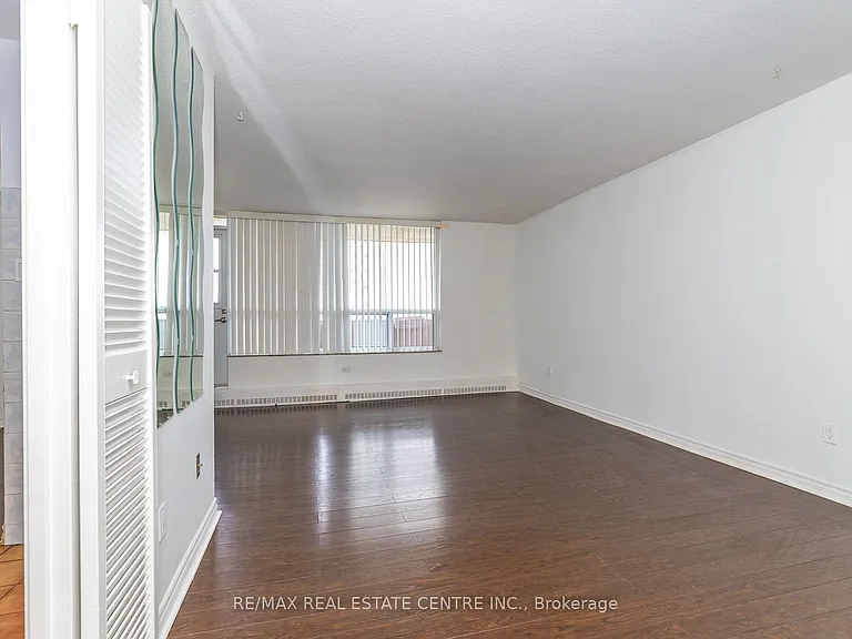 3390 Weston Rd #1009 — Photo 29