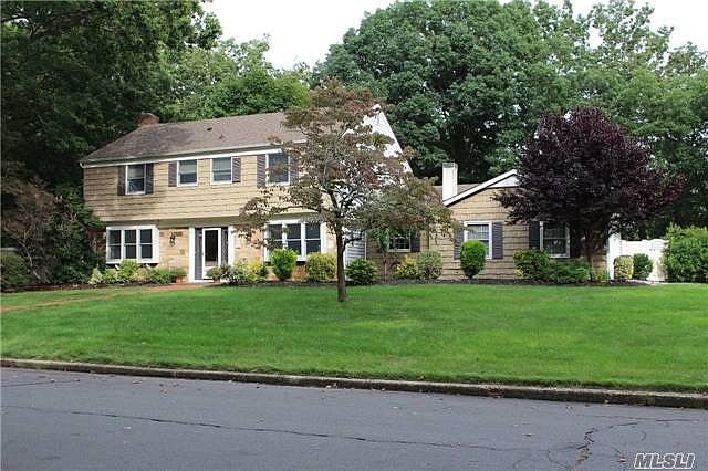 1st image of 1 Shadetree Ln
