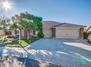 3843 E Whitehall Dr, San Tan Valley, AZ 85140