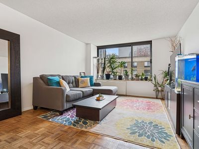 2 S End Ave APT 8F, New York, NY, 10280