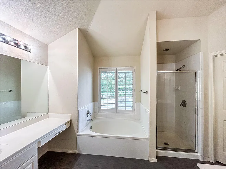 1745 Dapplegrey Ln — Photo 17