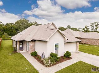 29173 Honeysuckle Ln, Livingston, LA 70754