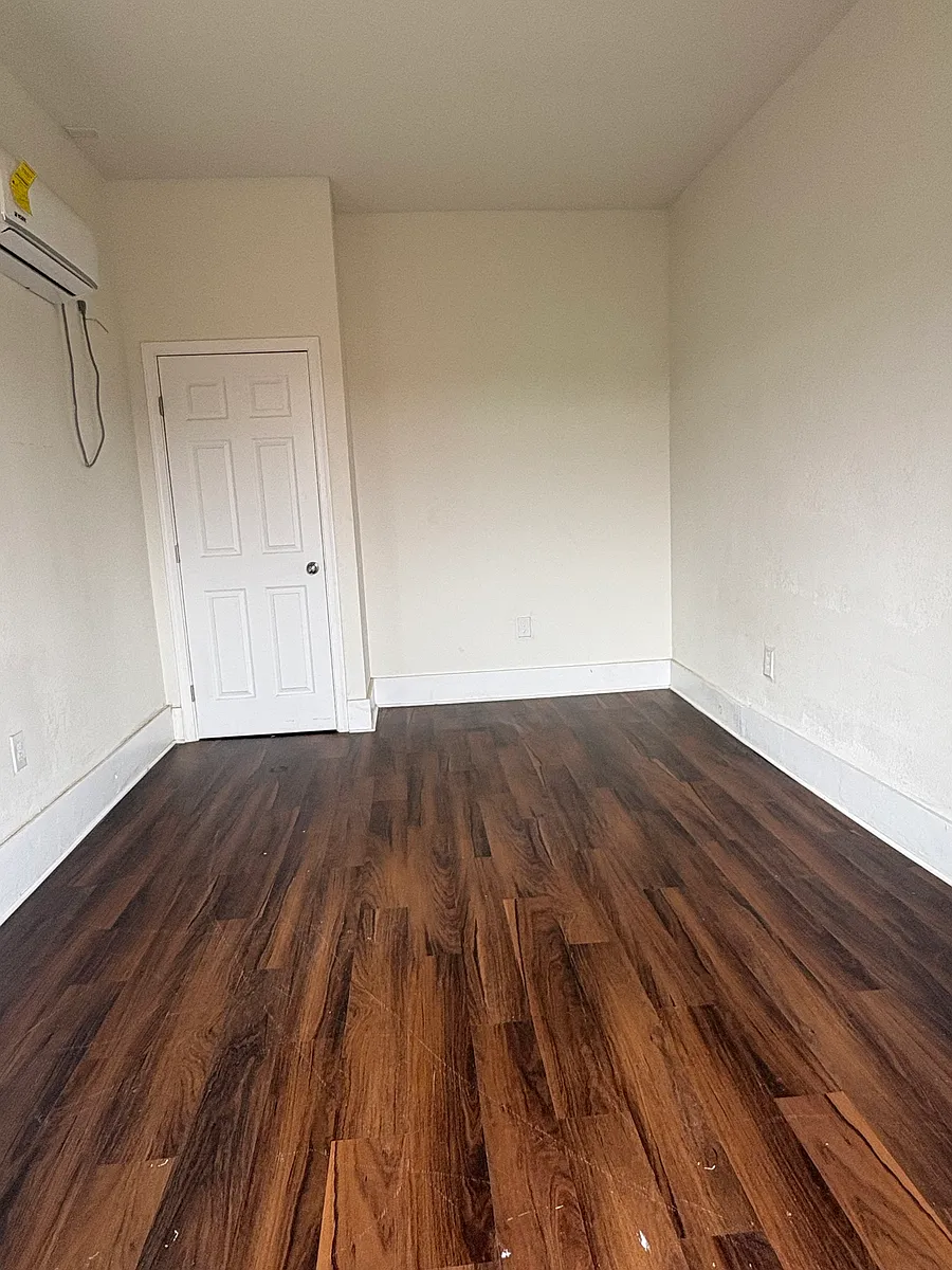 Building Photo - 1107 Arizona Ave #A