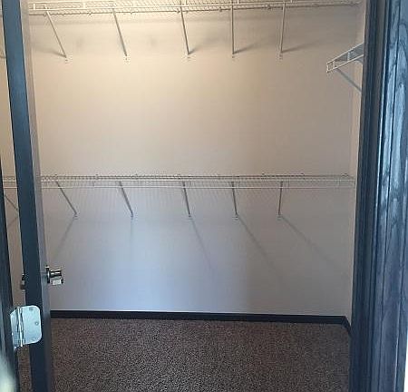 5th image of 1329 Goldenwood Dr