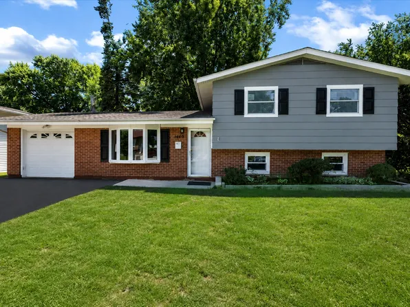 1460 Indian Hill Ave, Hanover Park, IL 60133