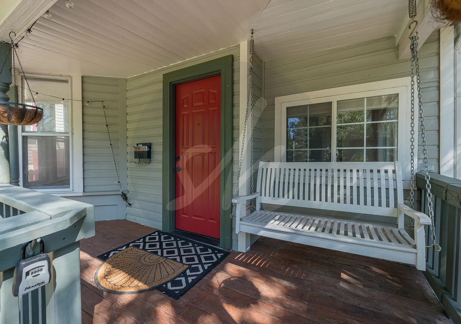 Mid Century Charmer — Photo 3