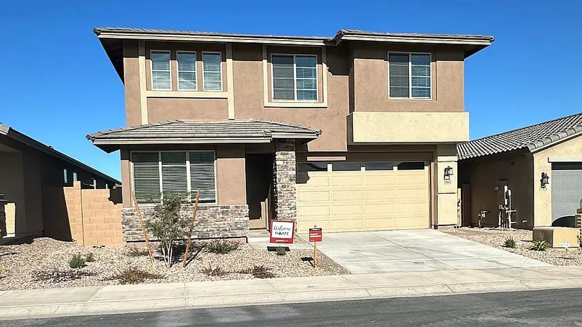 13412 W Eagle Feather Rd, Peoria, AZ 85383, USA — Photo 1