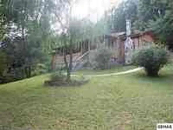 2669 Highway 131 W, Thorn Hill, TN 37881