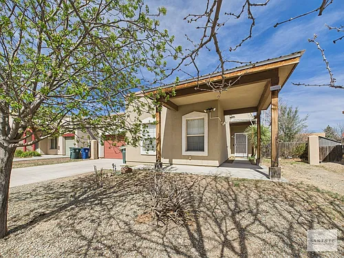4627 Solecito Loop Photo 1