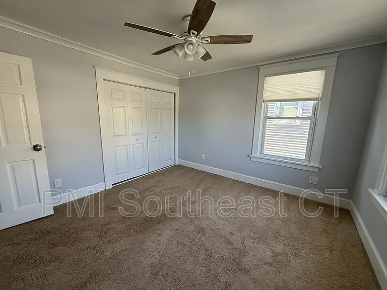 86 School St — Photo 12