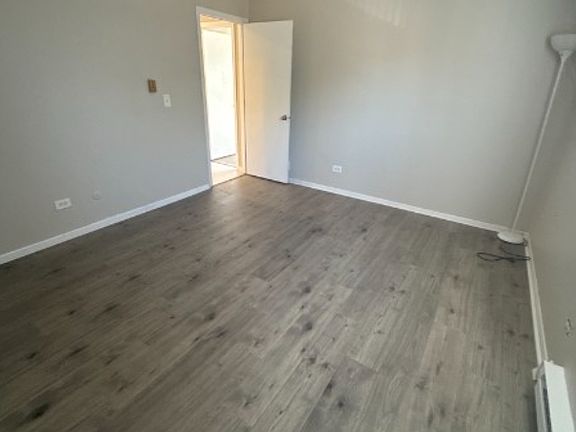 4th image of 536 Parkview Ln