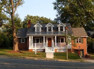 4856 Yorktown Blvd, Arlington, VA 22207