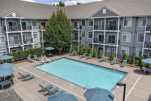 Chase Courtyard Photo 1