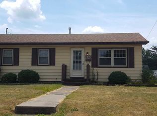 2950 11th Ave, Moline, IL