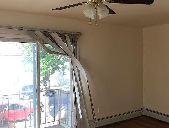 3rd image of 1208 E 95th St #2