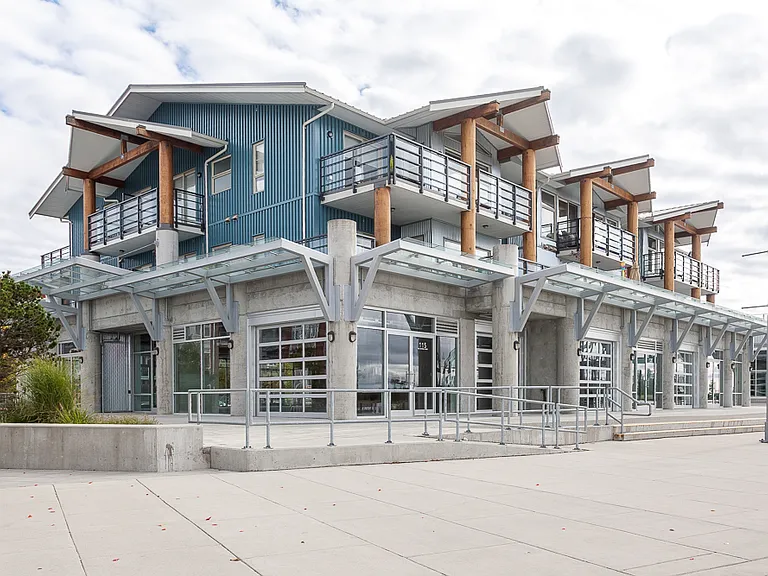 4180 Bayview St #202 — Photo 4