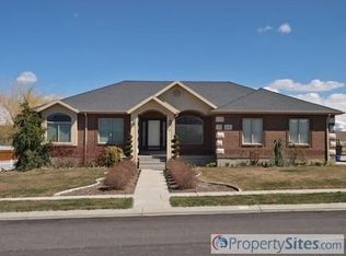 9367 S Oquirrh Meadows Dr, West Jordan, UT 84088
