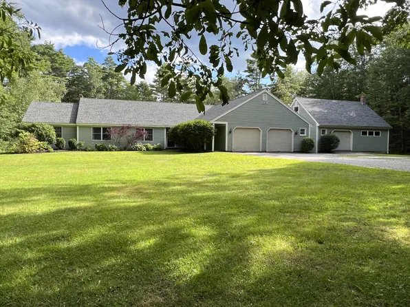 39 Feldspar Drive, Brunswick, ME 04011