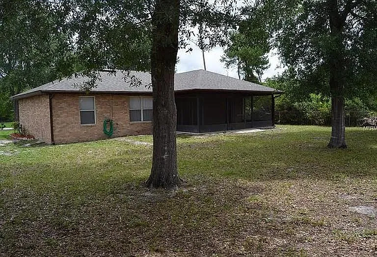2871 Beckwith St — Photo 5
