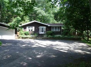 1375 Messman Ln, York, PA 17406