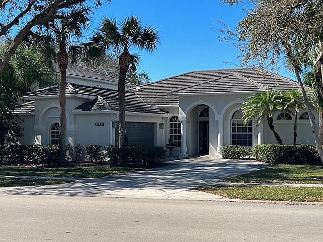 1st image of 2268 Heritage Greens Dr