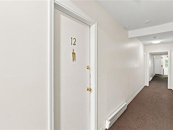 2nd image of 5 Apple Valley Pkwy APT 12