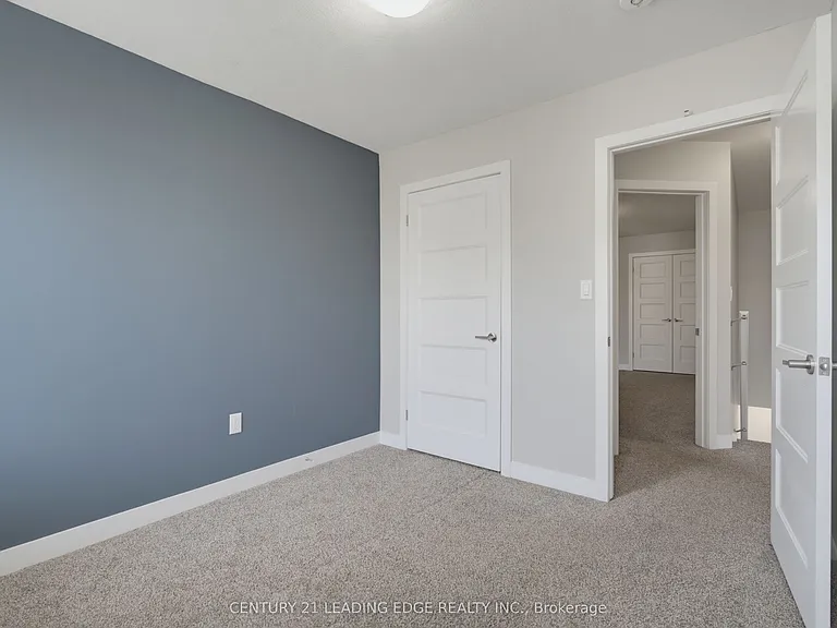 915 Georgetown Dr — Photo 24
