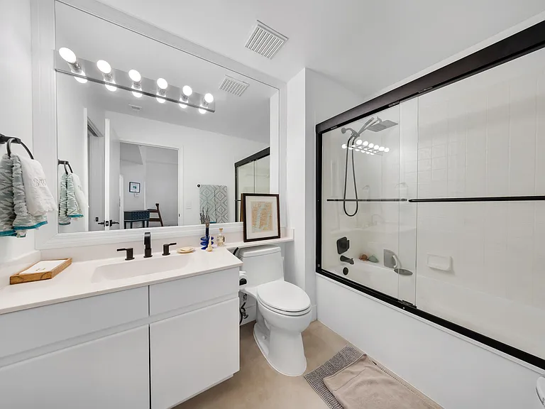 4117 W Palm Aire Dr #B2 — Photo 9