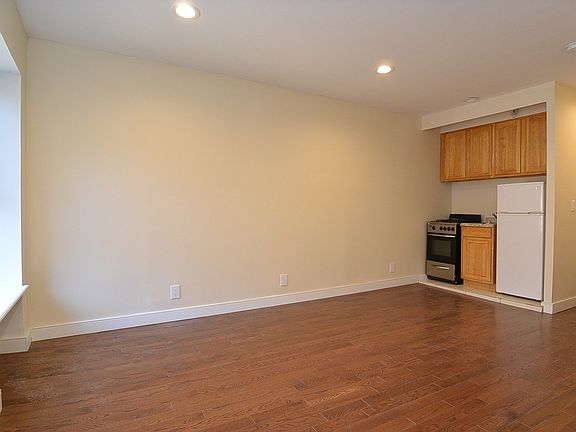 4th image of 1598 3rd Ave APT 5D