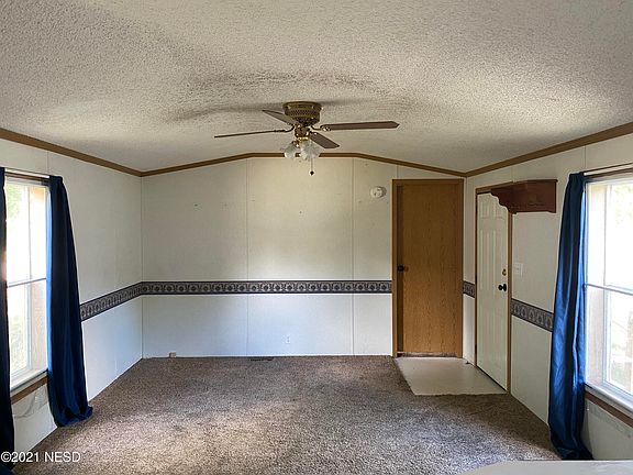 5th image of 314 Railroad Ave S