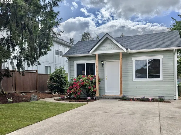 617 N Grant St, Newberg, OR 97132