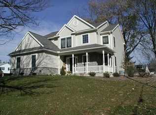 1702 Valette Dr, Lancaster, PA 17602