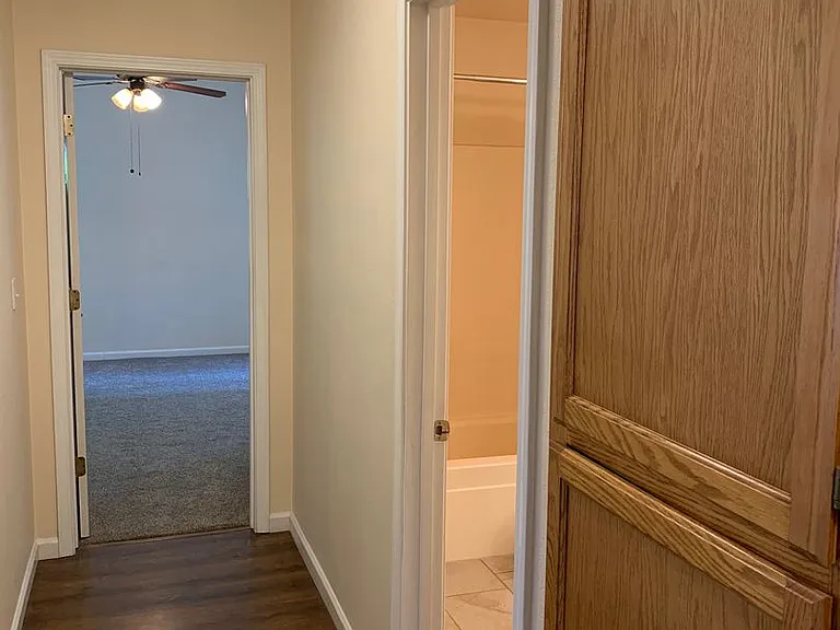 2088 Marilyn Dr — Photo 19