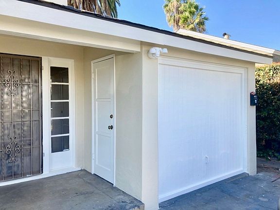 2nd image of 4442 Estrella Ave