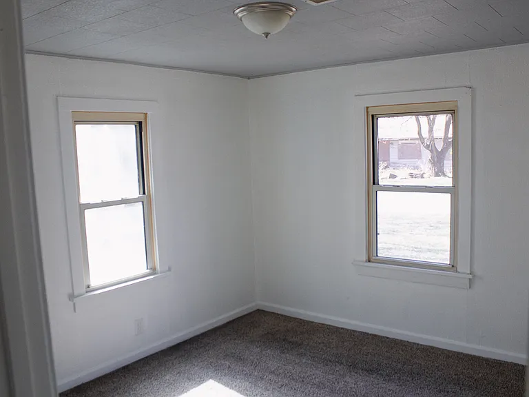 1105 Richard Dr — Photo 9