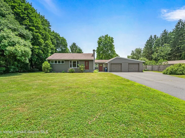 6 Catskill View Drive, Kinderhook, NY 12106