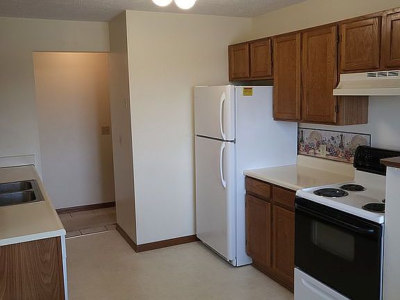 Kitchen
11 x 9