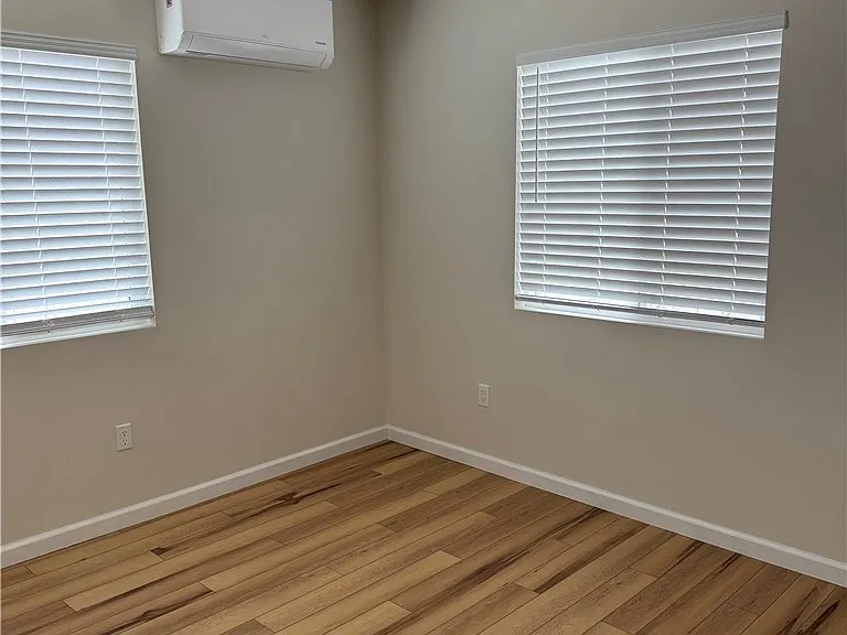 334 A Orizaba Ave — Photo 7
