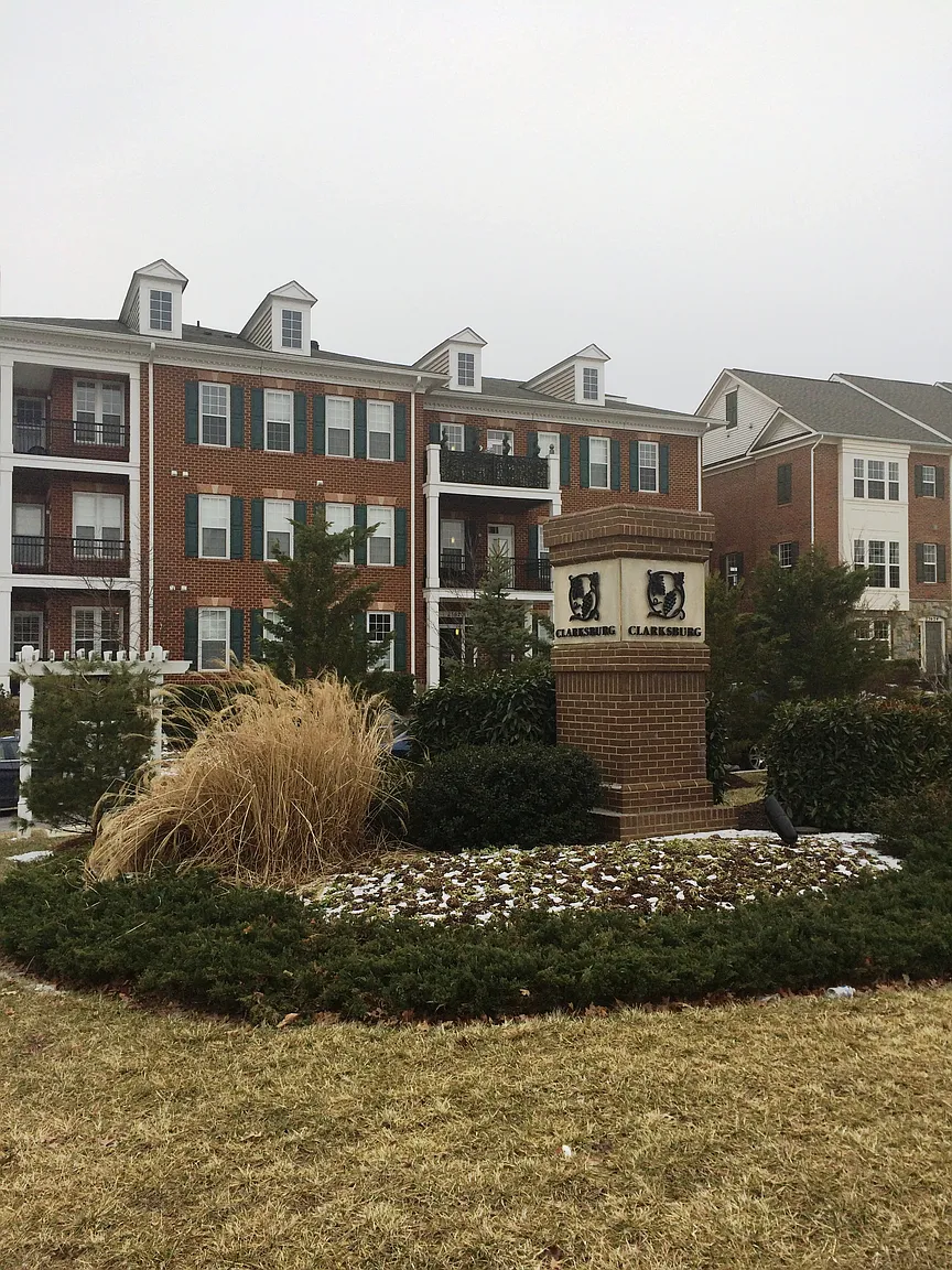 23620 Overlook Park Dr Unit 304 photo 1