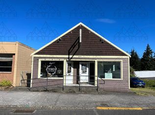 455 NW Wanapa Street, Cascade Locks, OR 97014