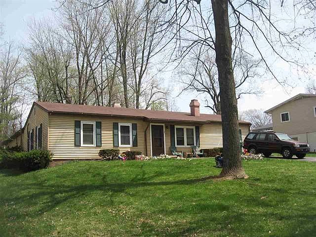 1st image of 208 W Chester Dr
